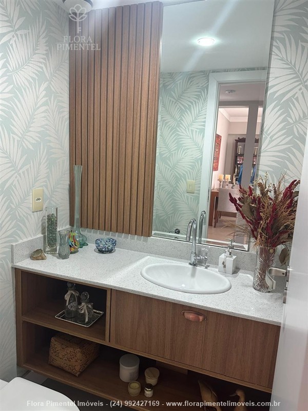 Apartamento a Venda no Comercial em Resende - Foto do Imvel