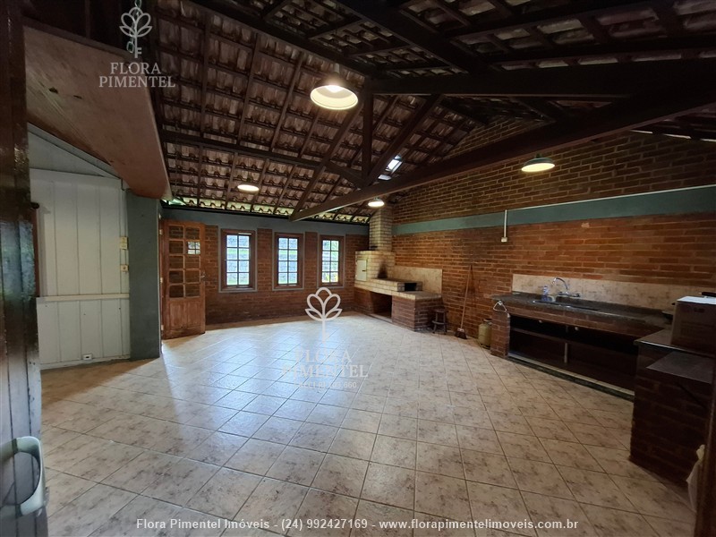 Casa comercial a Venda no Penedo em Itatiaia - Foto do Imvel