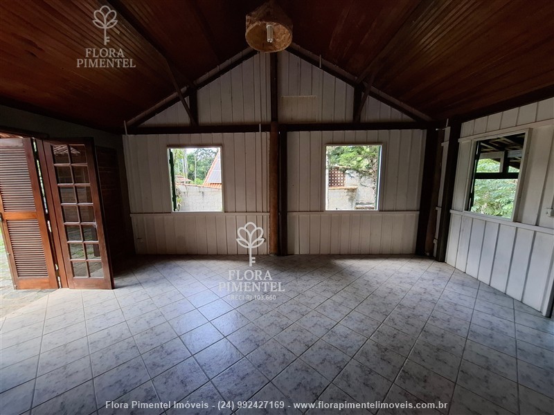 Casa comercial a Venda no Penedo em Itatiaia - Foto do Imvel