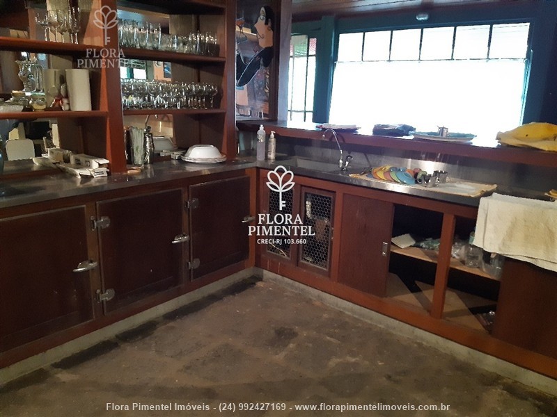 Casa comercial a Venda no Penedo em Itatiaia - Foto do Imvel